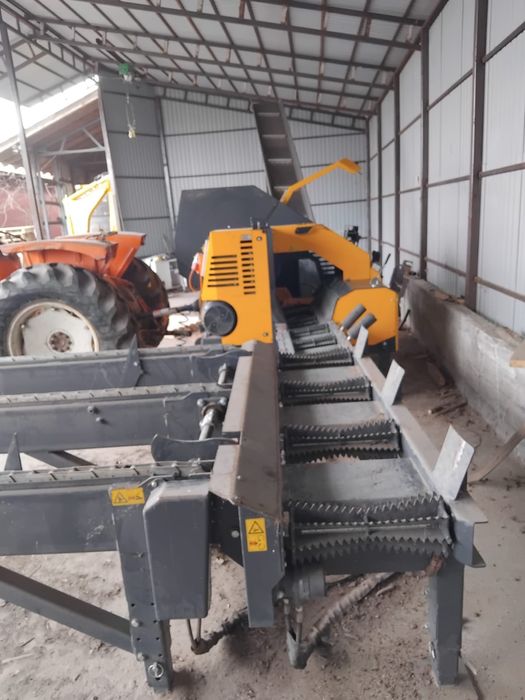Linie taiere si despicare lemn titan 40-20 producator Uniforest