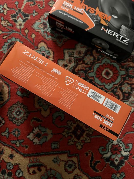 Продам динамики Hertz DSK