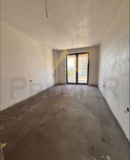 Продава се Тристаен апартамент в Пловдив, Гагарин - 121 кв.м за 1372 €/кв.м - Снимка #5