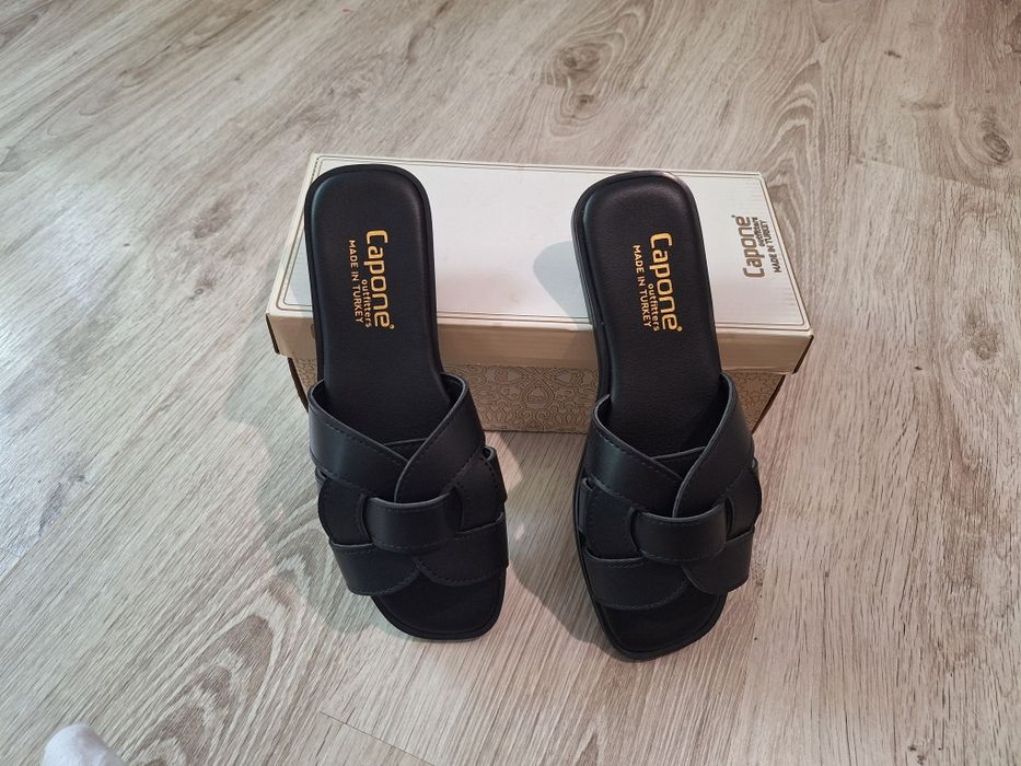 Papuci capone pentru damă