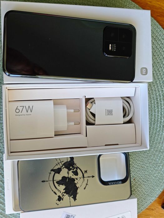 Xiaomi 13 black 8gb ram 256 rom