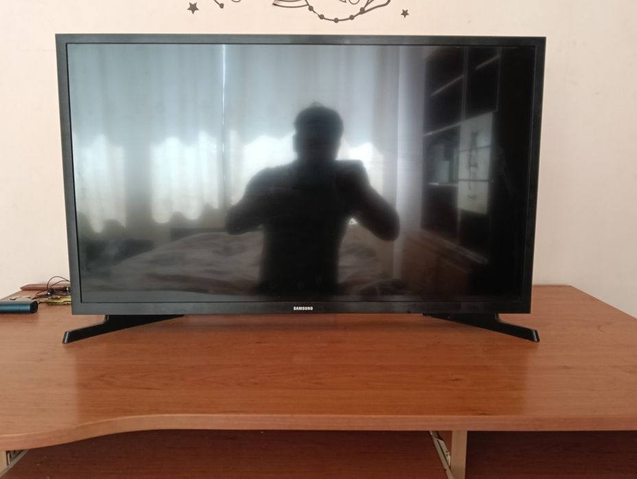 Se vinde tv Smart samsung
