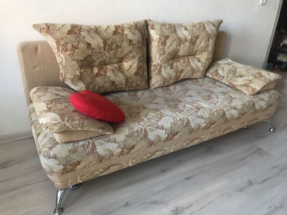 Продам диван б/у
