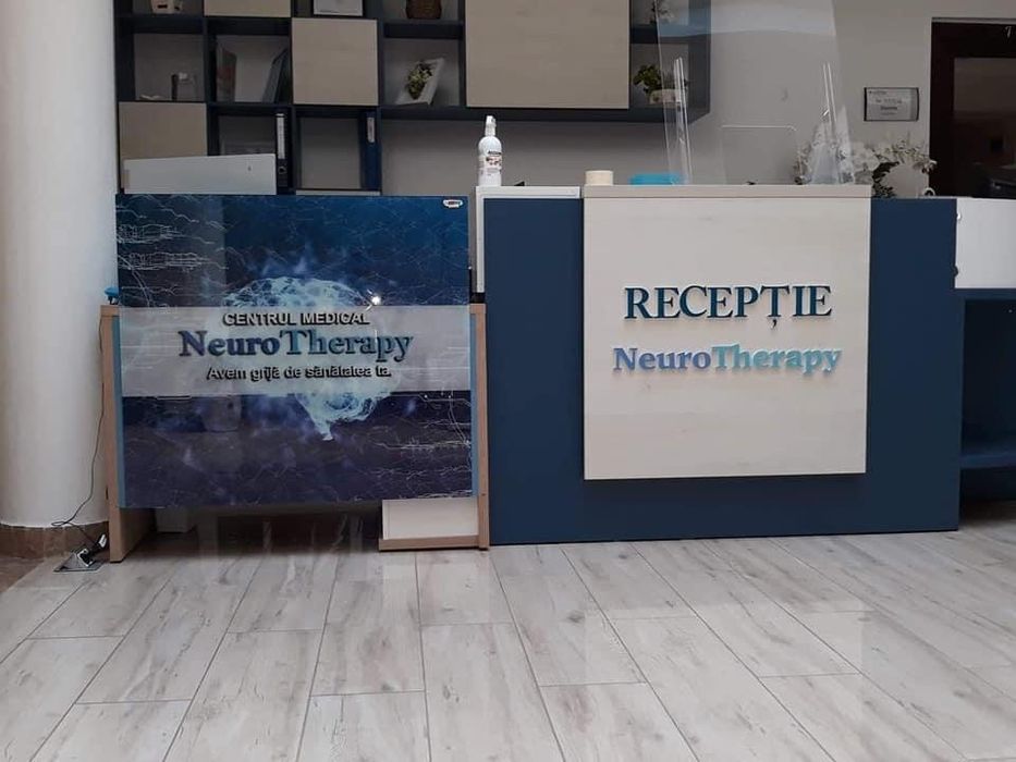 Sticla colorata/vopsita, pentru bucatarii, baie, office, etc.