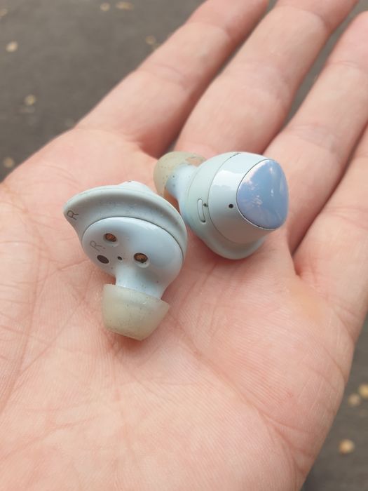 Galaxy buds plus