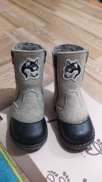 Продам детские валенки