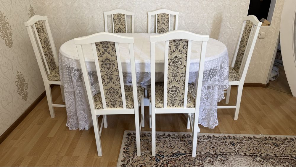 Продам стол со стульями