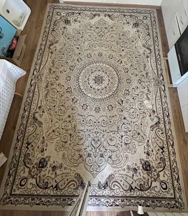Продам ковры 3*2,- 3*2 - 2,5*1,7