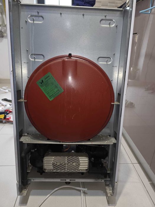 Centrala Viessmann Vitopend 100 clasica, placa de baza defecta