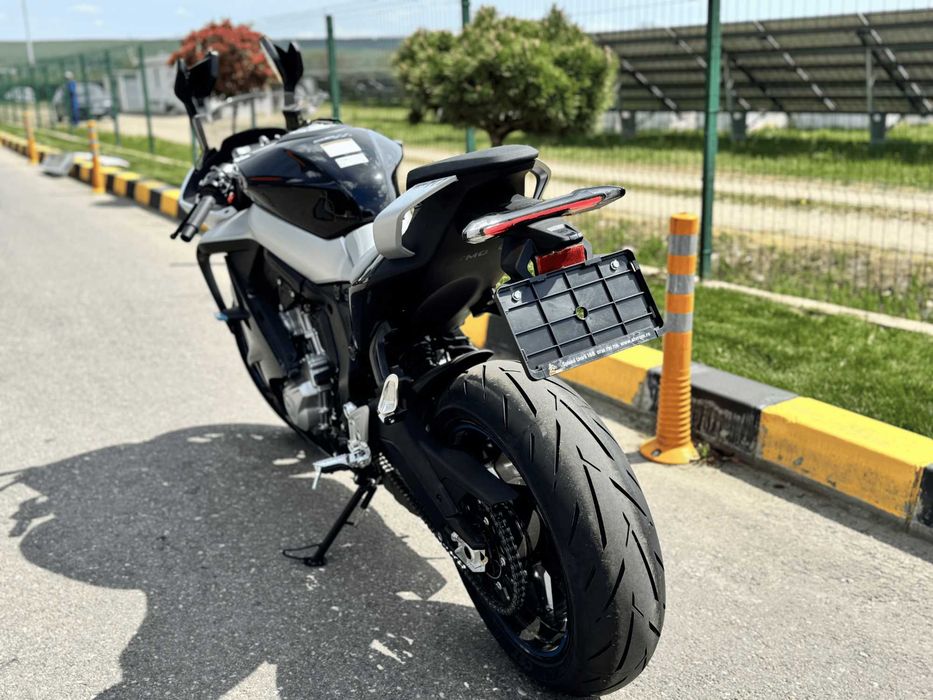 Motocicleta CFMOTO 675SR R '26