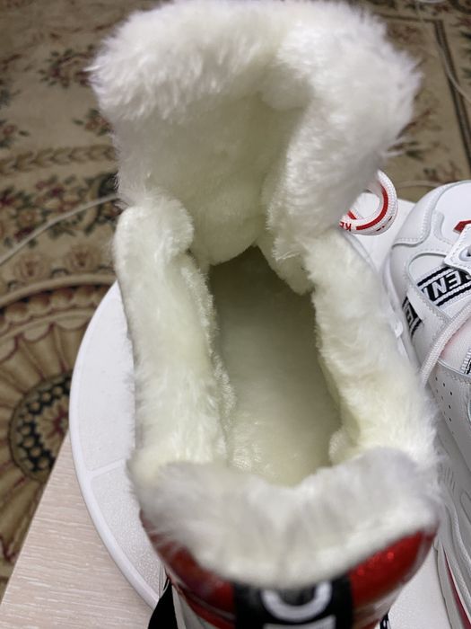 Зимние кроссовки