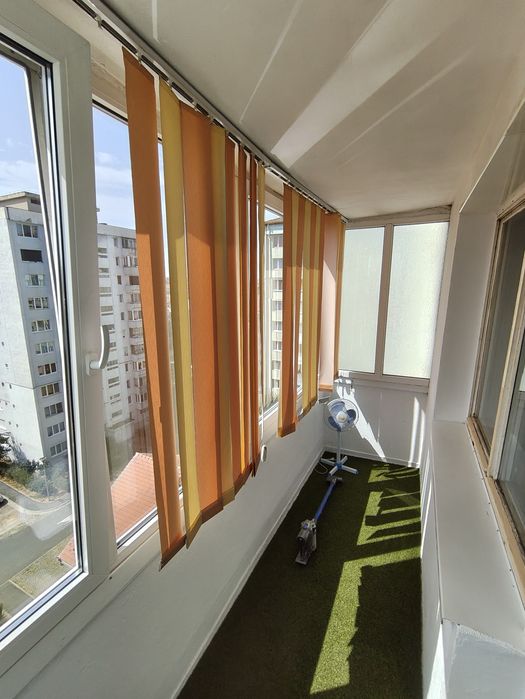 Vand apartament zona Cedonia