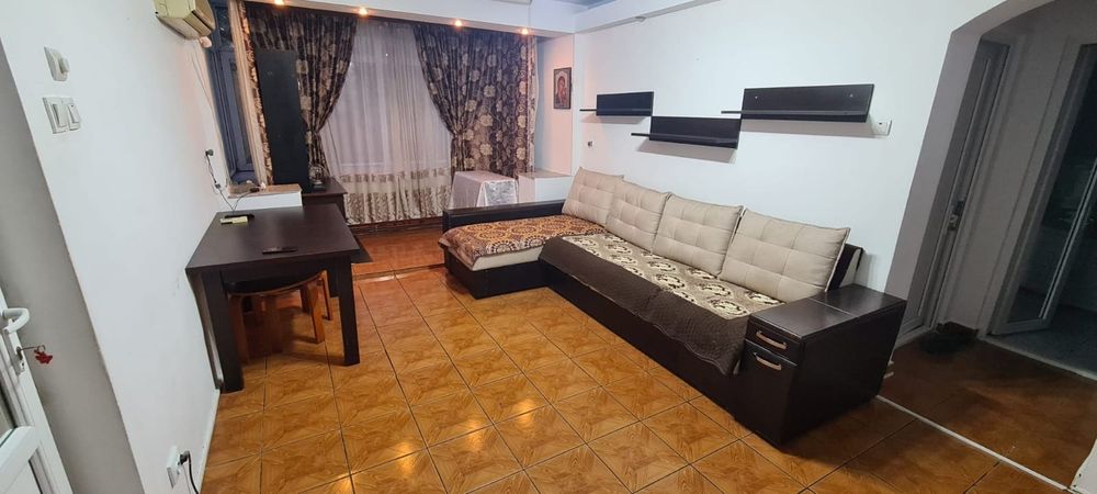 Închiriere apartament .
