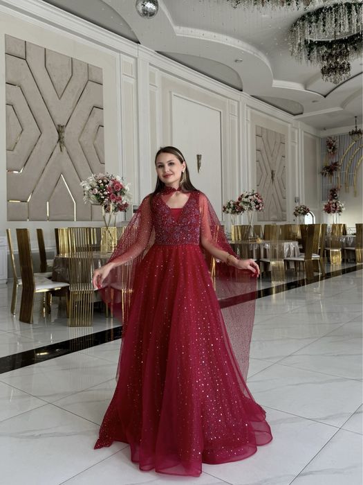 Прокат бальных платьев