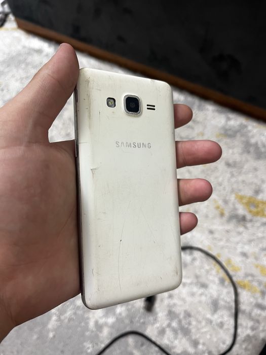 Продается телефоны на запчасть