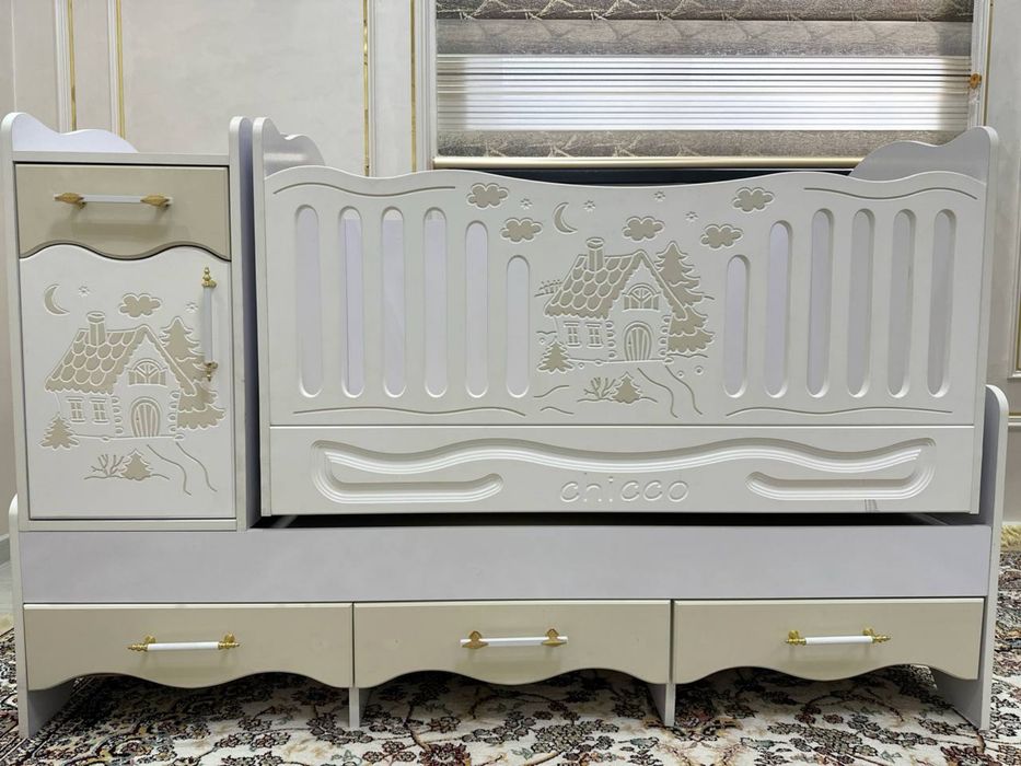 Продаётся детская кроватка-трансформер в отличном состоянии.