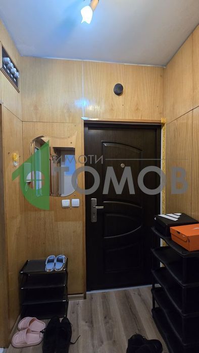 Двустаен апартамент под наем в кв. Три Чучура-юг