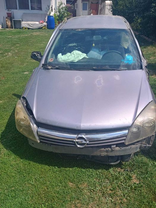 Dezmembrari Dezmembrez Piese piesa Dez Opel Astra H 2005 1,7 d 101cp