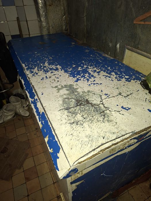 Продаю два морозильник