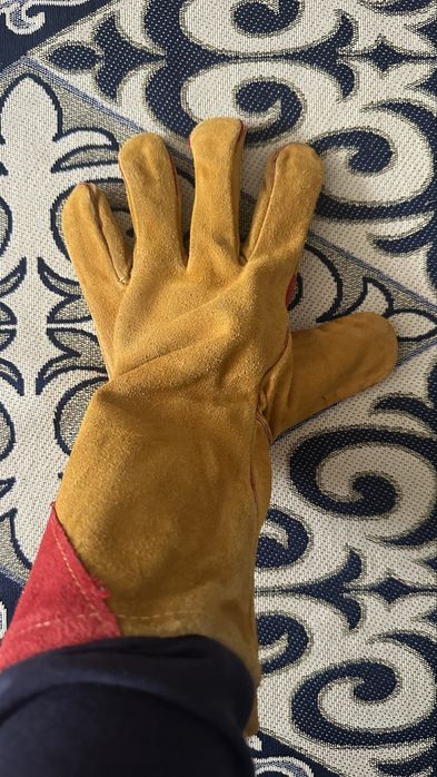 Перчатки рабочие разные