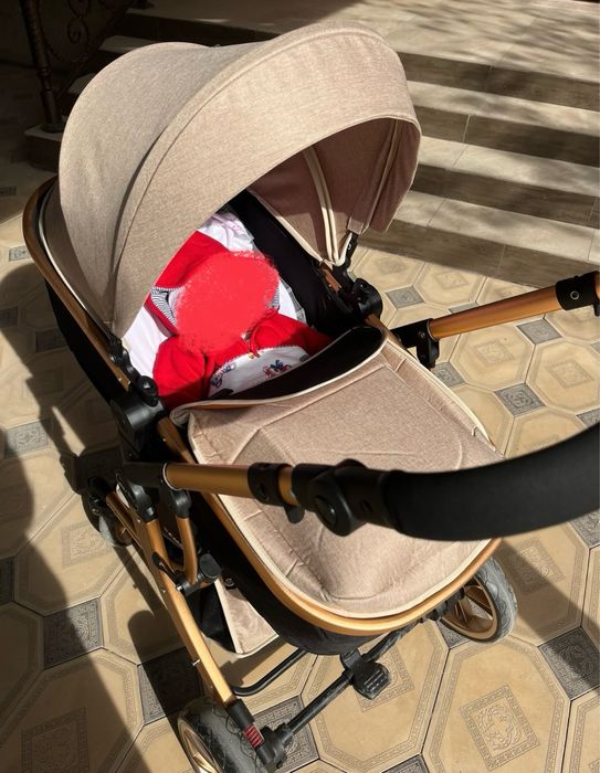 Коляска прогулочная