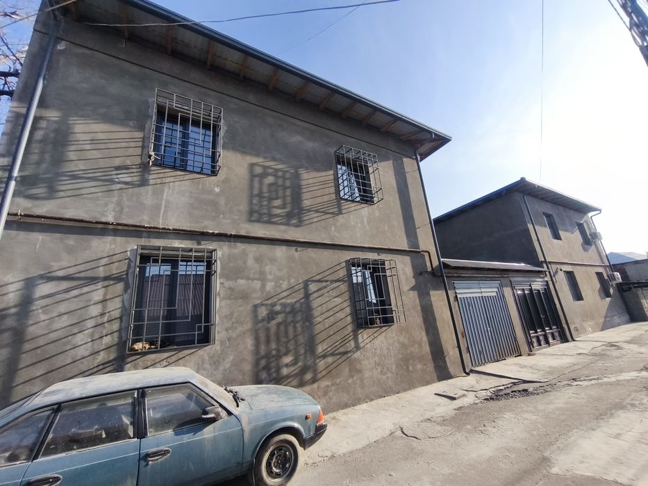 Продаётся дом 180 м²  Узбум