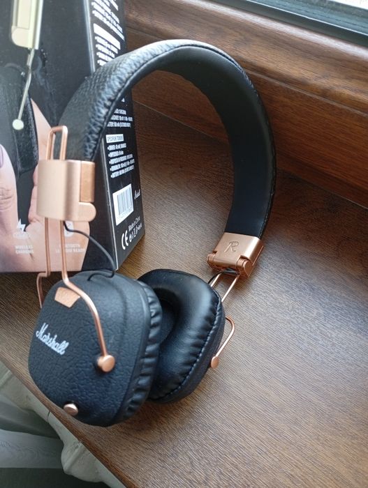 Наушники Marshall