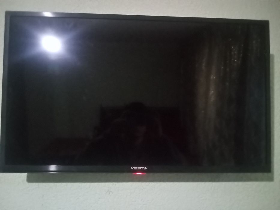 Vesta 32 ekran simart tv 64 xotralik televizor sotiladi yanvarda oling