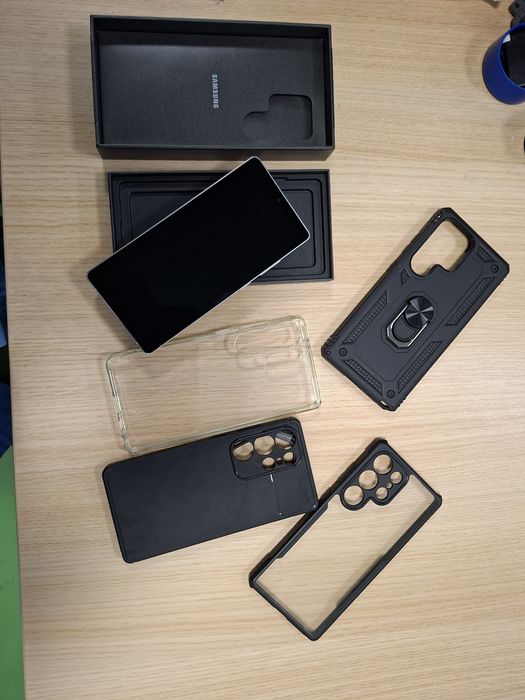 Samsung  S25 Ultra  512Gb cu 12 Gb ram
