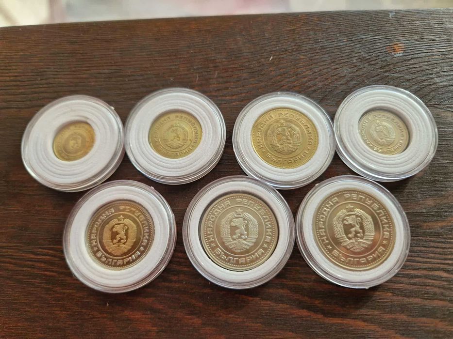 Рядък сет мат гланц монети 1980г. в защитни капсули