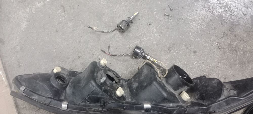 Фара передный на камри 30ға.35 ке