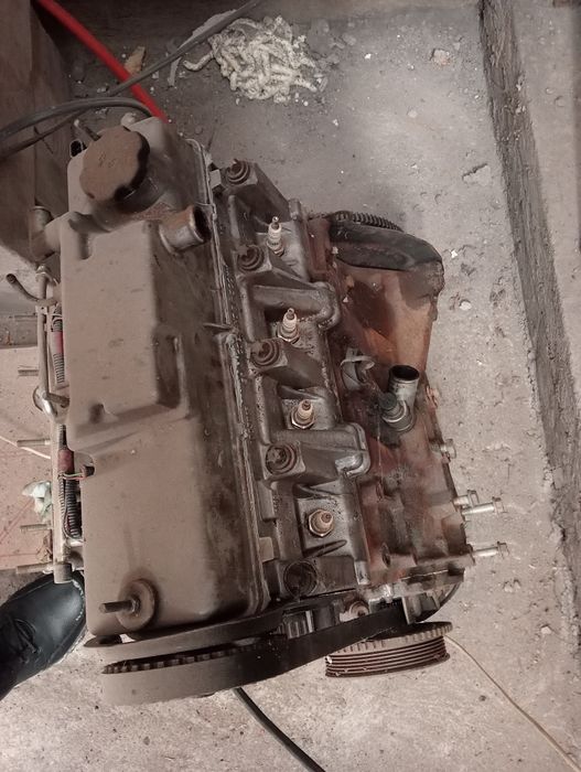 Двигатель на ваз 2114. 1.6 обём