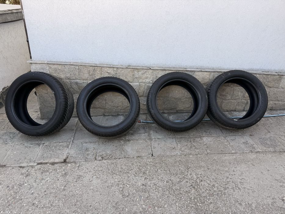 Продавам зимни гуми Bridjestone LM001 рънфлет 275 45 20