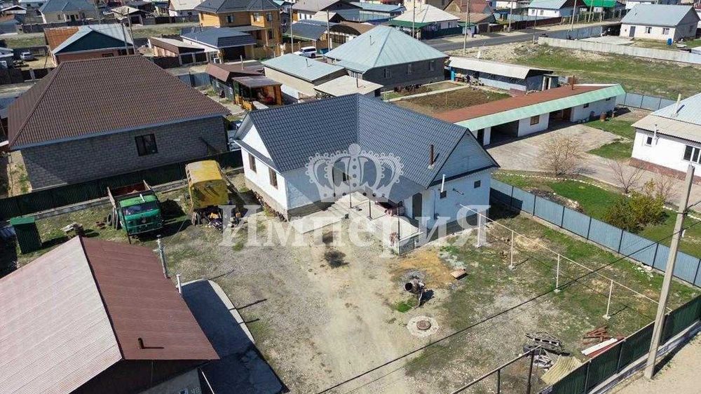 продается 5 ком дом в Востоке Айдана Империя