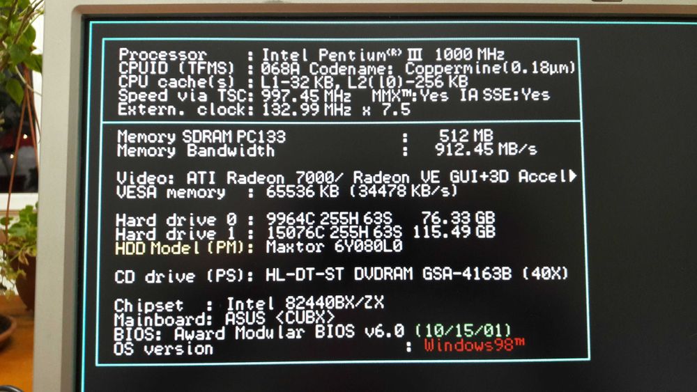 Placa video retro PCI Clasic - Sapphire ATI Radeon 7000 PCI 64MB