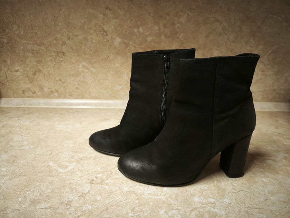 Маратонки le coq sportif и дамски боти, естествена кожа