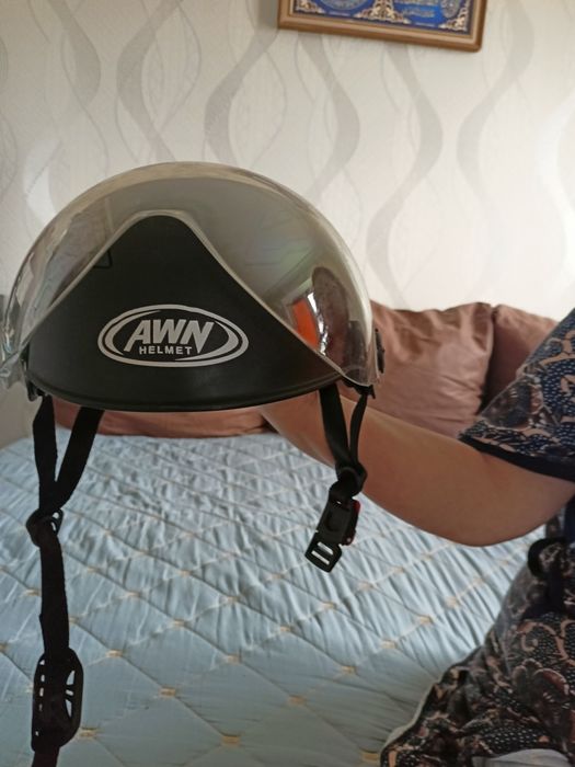 Шлем для электровелосипеда