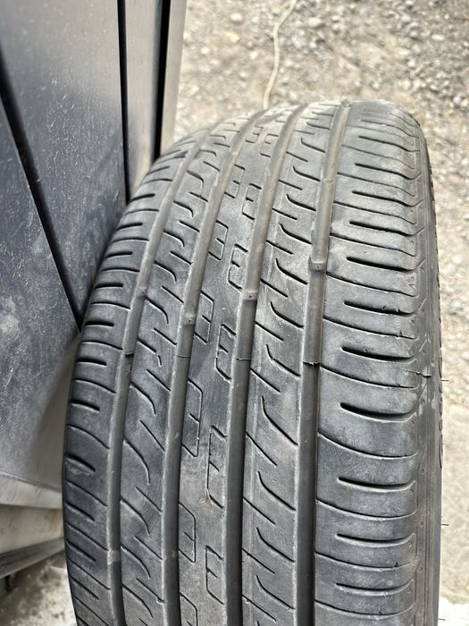 Продам комплект шины б/у  2024 года