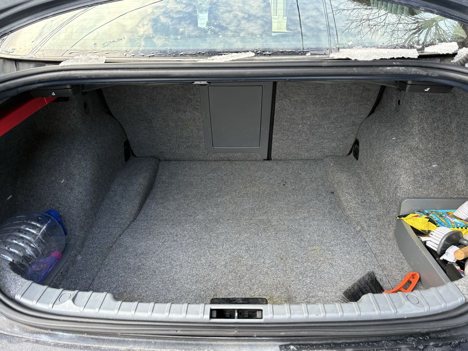 BMW E90 seria 3 2007 318i