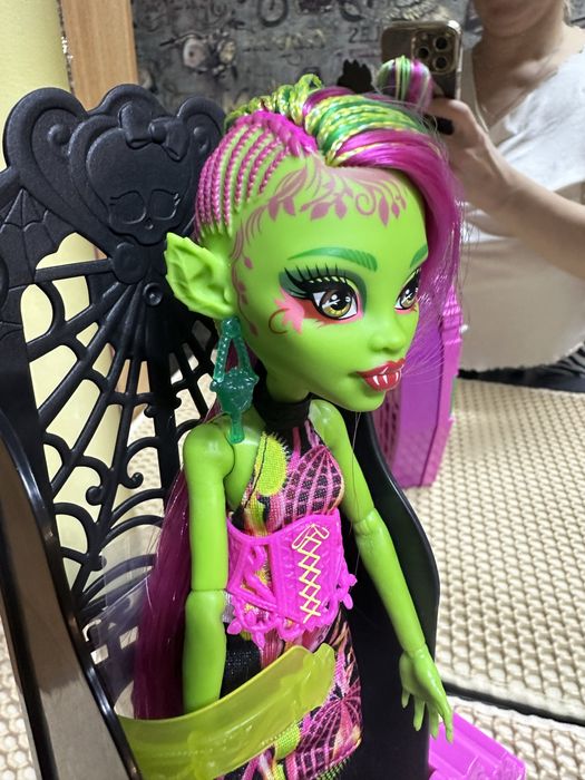 Продам куклу  монстр хай!