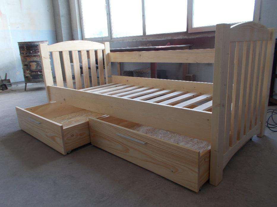 TRANSPORT GRATUIT.Pat etajat-supraetajat din  lemn masiv.Cod 2016