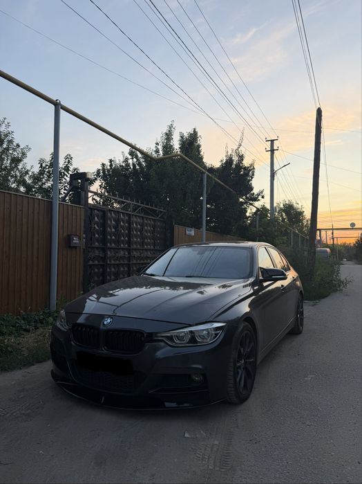 BMW 320i В аренду
