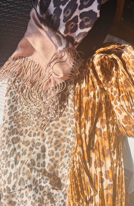 Модерни  шалове на отлична цена!