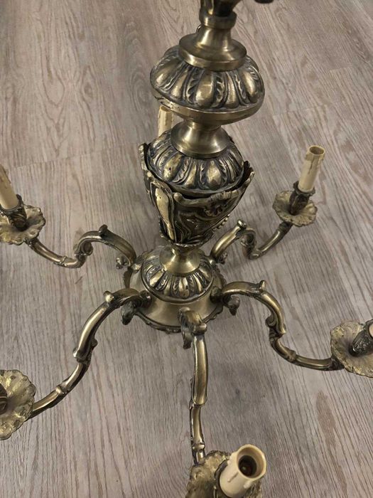 Lustră/ candelabru din bronz masiv 6 brațe – model clasic, elegant