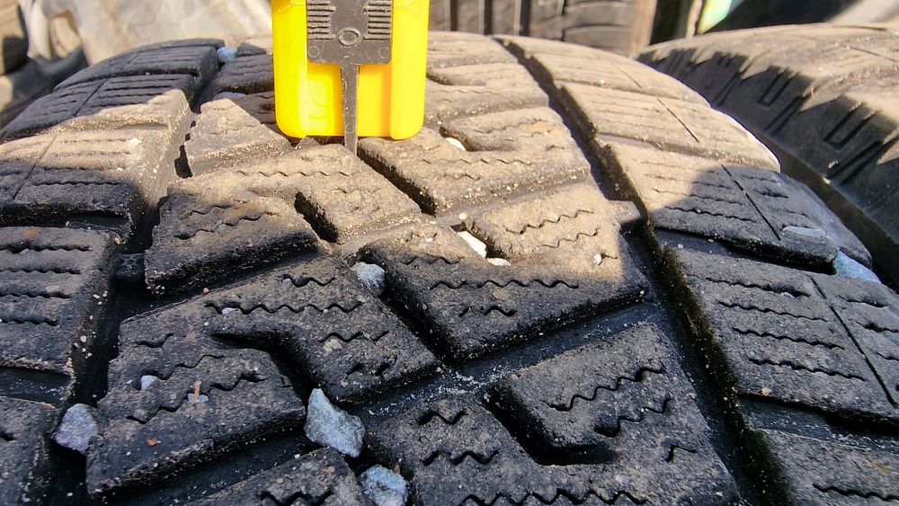 Anvelope 215/65R16C marca Lassa, DOT 2024,6 mm,M+S