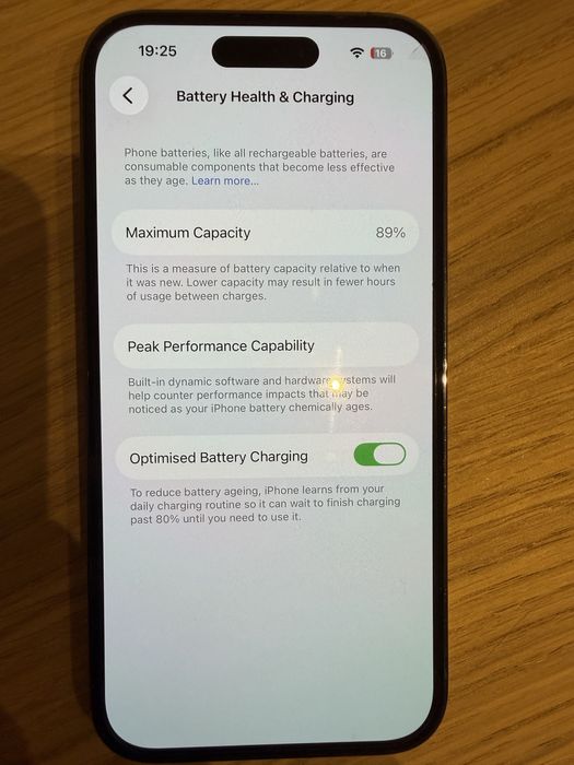 Iphone 14 pro deep purple