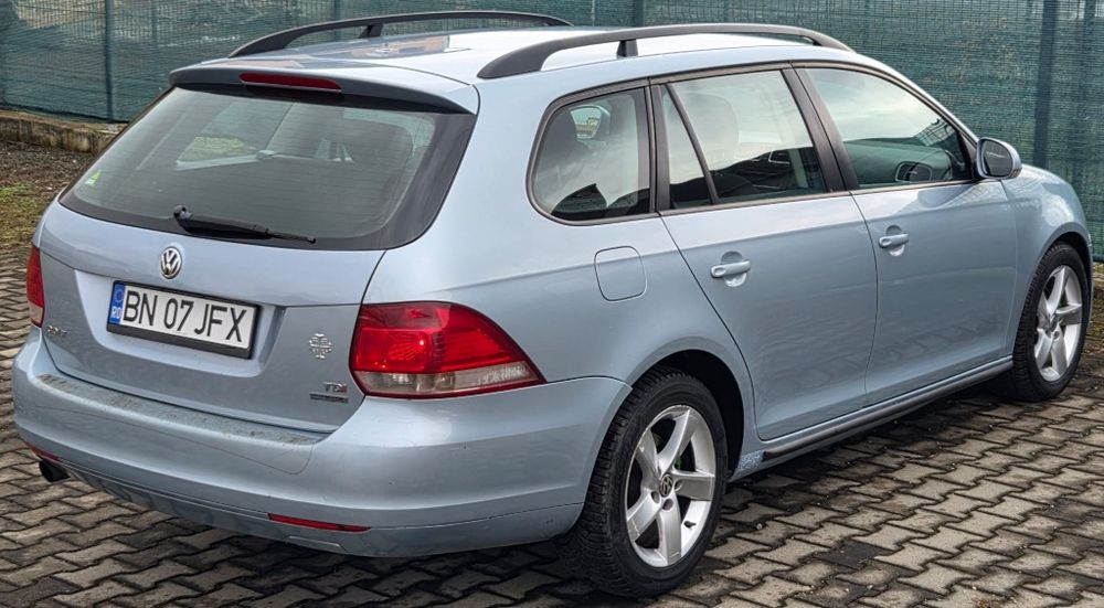 Volkswagen Golf 6 1.6TDI BlueMotion 2011 Euro 5 Unic proprietar!