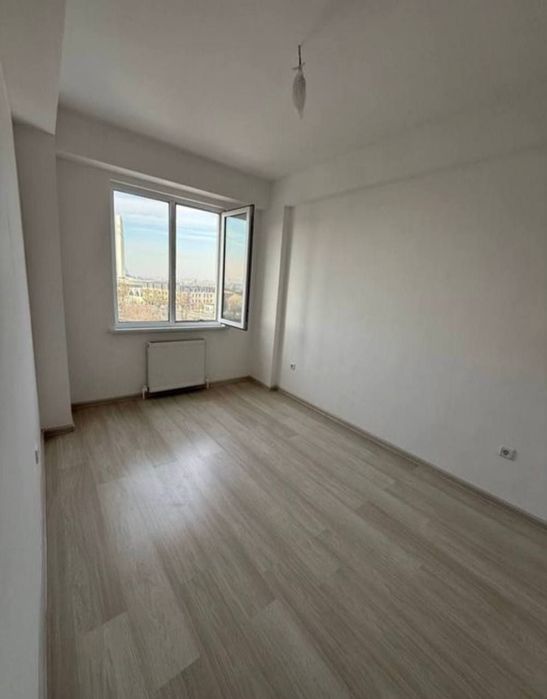 ЭКО БОЗОР атрофида 3 хонали квартира сотилвотти