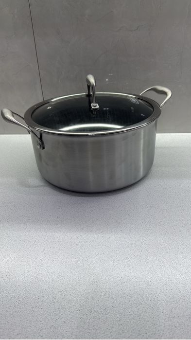 Кастрюль Эламина сатылады