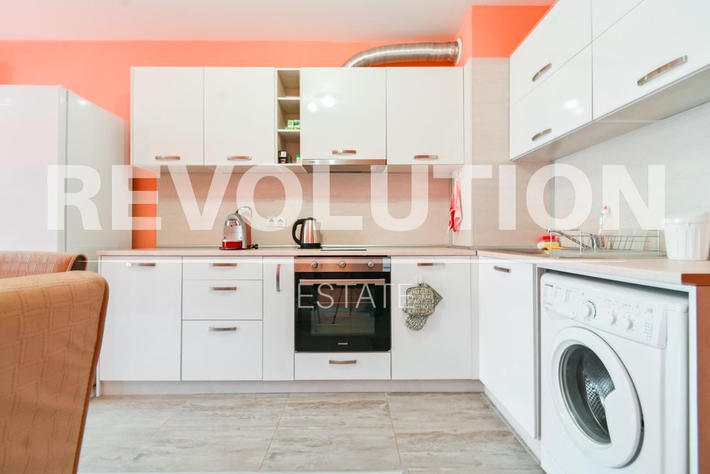 Продава се Двустаен апартамент в София, Люлин 9 - 66 кв.м за 1615 €/кв.м - Снимка #4